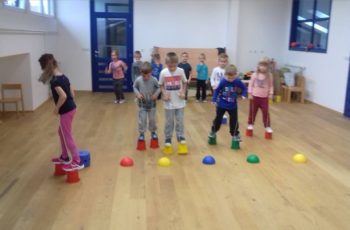 Vježbajmo zajedno – sportska igraonica “Brzići”