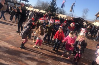 DOČEK DJEDA BOŽIĆNJAKA