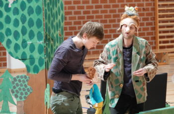 DJEČJA KAZALIŠNA PREDSTAVA – ČUDAK ŠUMEK za djecu vrtića