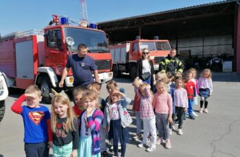 ZAŠTITNA I ZDRAVSTVENA ZANIMANJA U KOCKICAMA