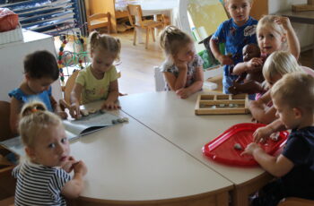 IGRA KAMENČIĆIMA