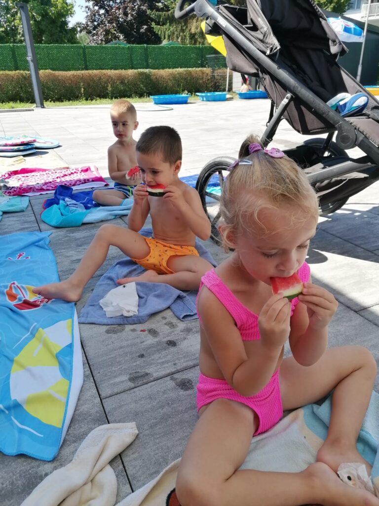 ZEČIĆI PUTUJU NA MORE