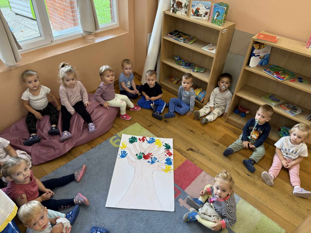 GRADIMO PRIJATELJSTVO
