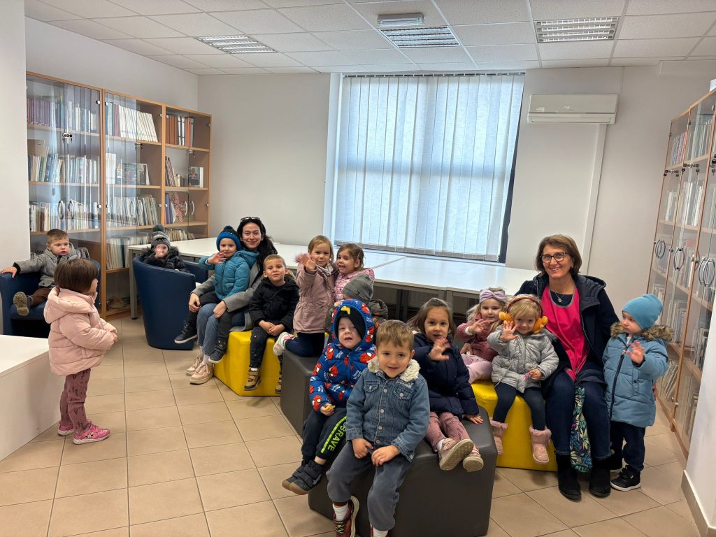 U POSJETU GRADSKOJ KNJIŽNICI