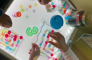 ČAROBAN SVIJET BROJEVA, BOJA I OBLIKA