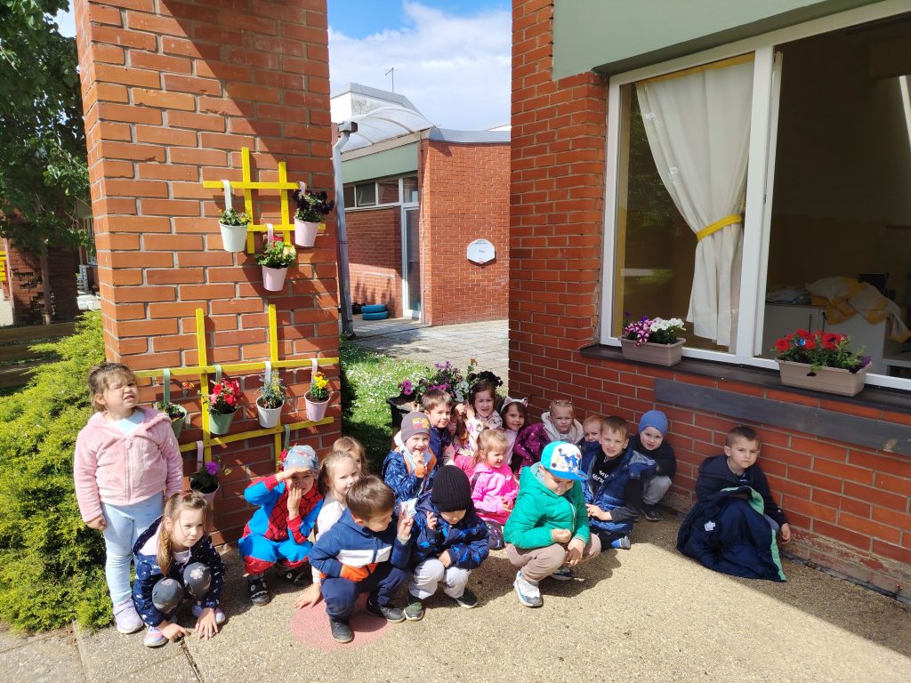 DAN PLANETA ZEMLJE U SKUPINI MIŠIĆI