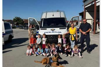 SKUPINA „PUŽIĆI“ U POSJETU  POLICIJI
